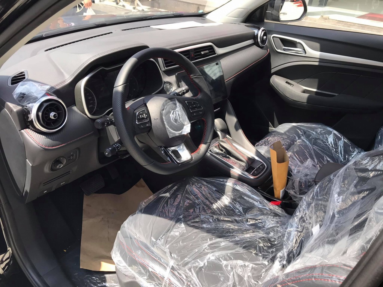 MG ZS bản tiêu chuẩn giá chỉ 519 triệu đồng, rẻ nhất phân khúc MG ZS bản tiêu chuẩn giá chỉ 519 triệu đồng, rẻ nhất phân khúc