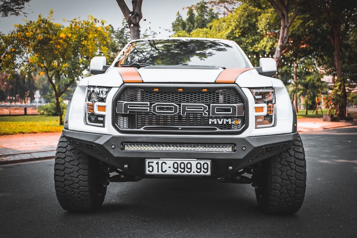 Ford Ranger biển ngũ quý độ lên F150 Raptor hết hơn 1 tỷ đồng Ford Ranger biển ngũ quý độ lên F150 Raptor hết hơn 1 tỷ đồng