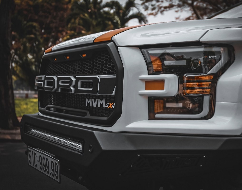 Ford Ranger biển ngũ quý độ lên F150 Raptor hết hơn 1 tỷ đồng Ford Ranger biển ngũ quý độ lên F150 Raptor hết hơn 1 tỷ đồng