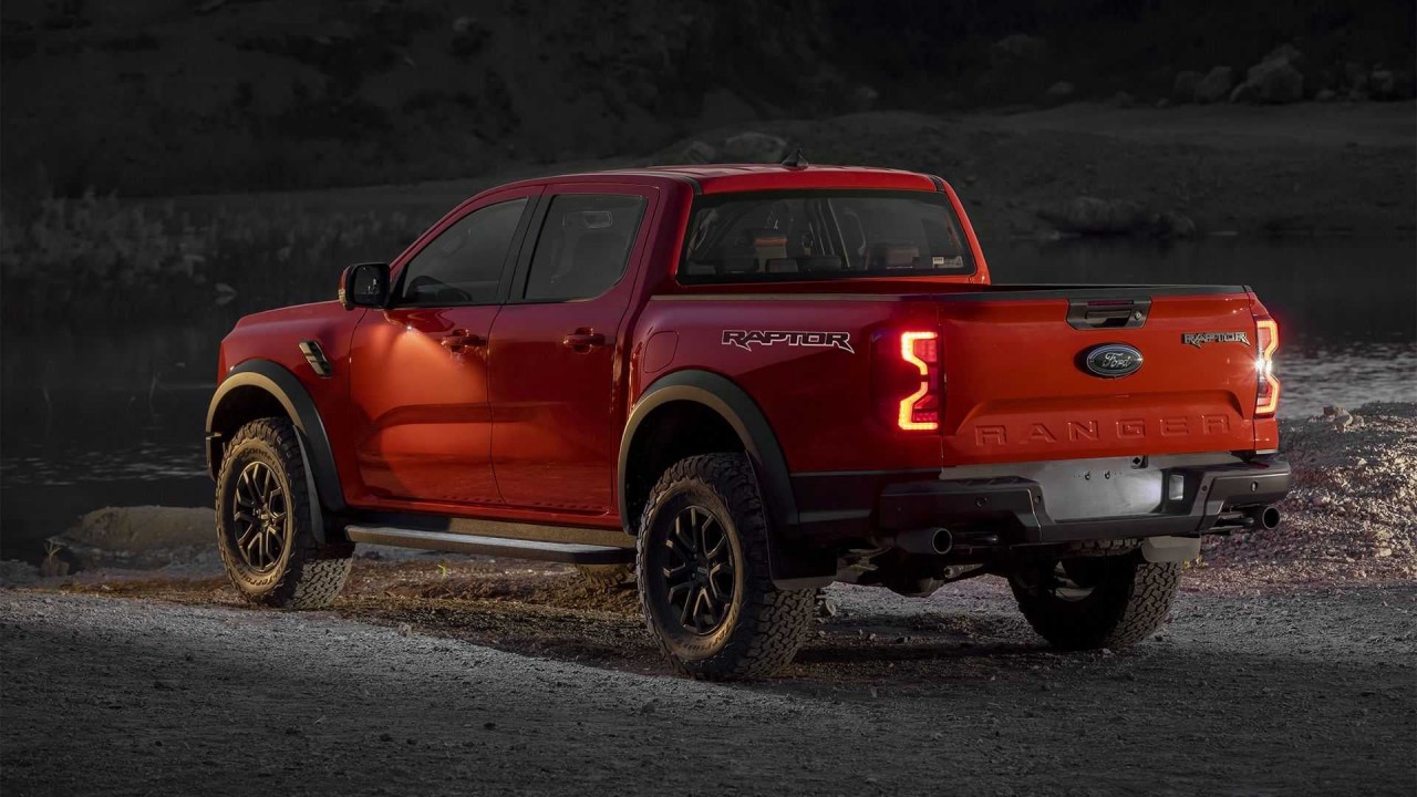 Ford Ranger Raptor sử dụng động cơ V6 3.0L công suất gần 400 mã lực Ford Ranger Raptor sử dụng động cơ V6 3.0L công suất gần 400 mã lực