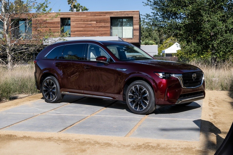 Mazda CX-90 chính thức ra mắt Mazda CX-90 chính thức ra mắt