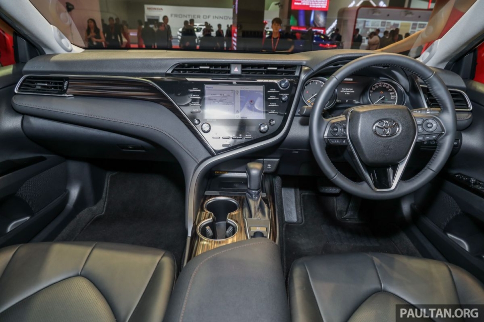 xem truoc toyota camry 2019 sap ve viet nam