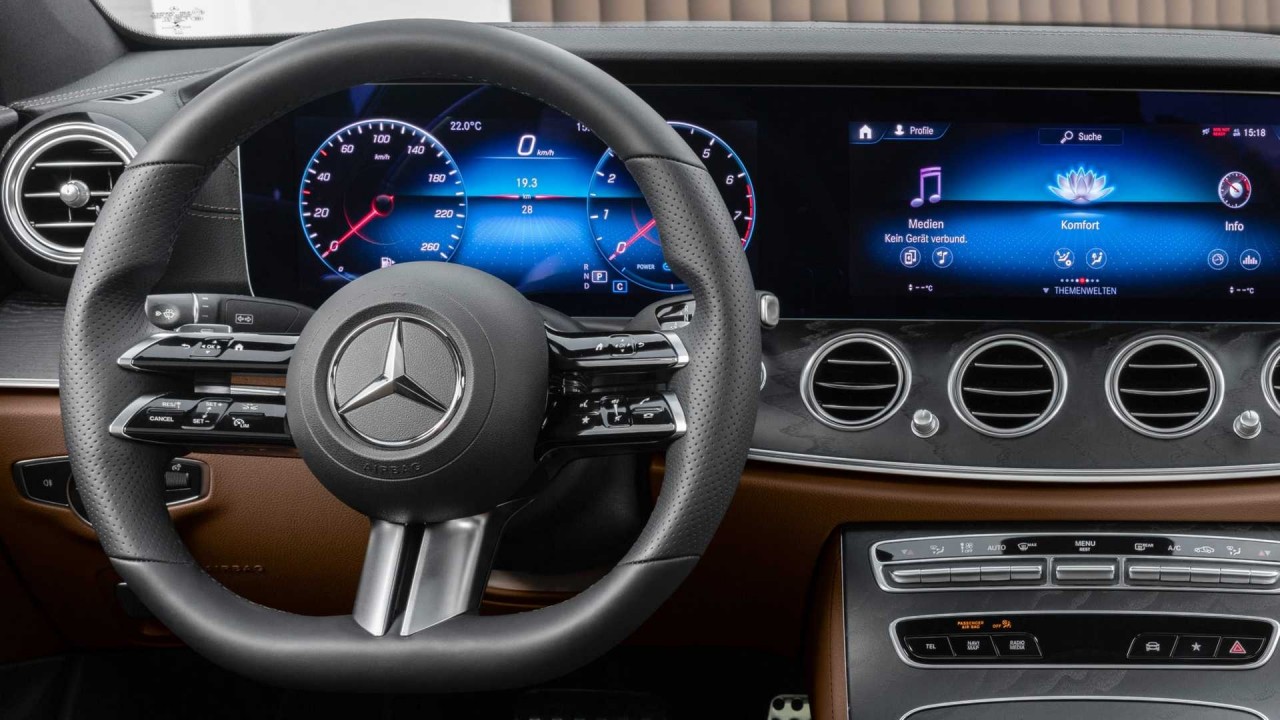 mercedes e class 2020 ra mat them tuy chon dong co moi