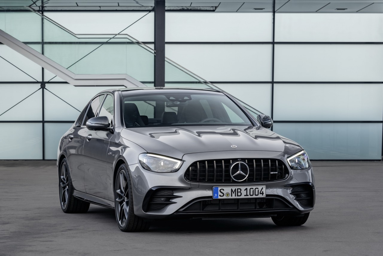 Xe hiệu suất cao Mercedes-AMG E53 lần đầu tiên ra mắt xe hieu suat cao mercedes amg e53 lan dau tien ra mat