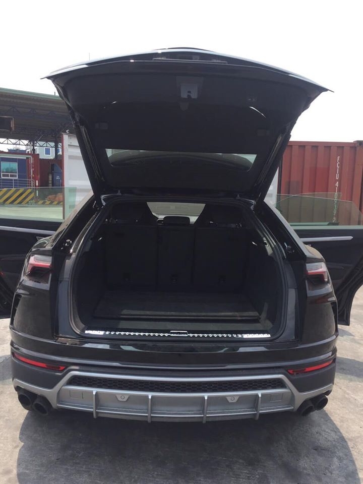 thieu gia ha noi tiep tuc tau lamborghini urus vao bo suu tap sieu xe