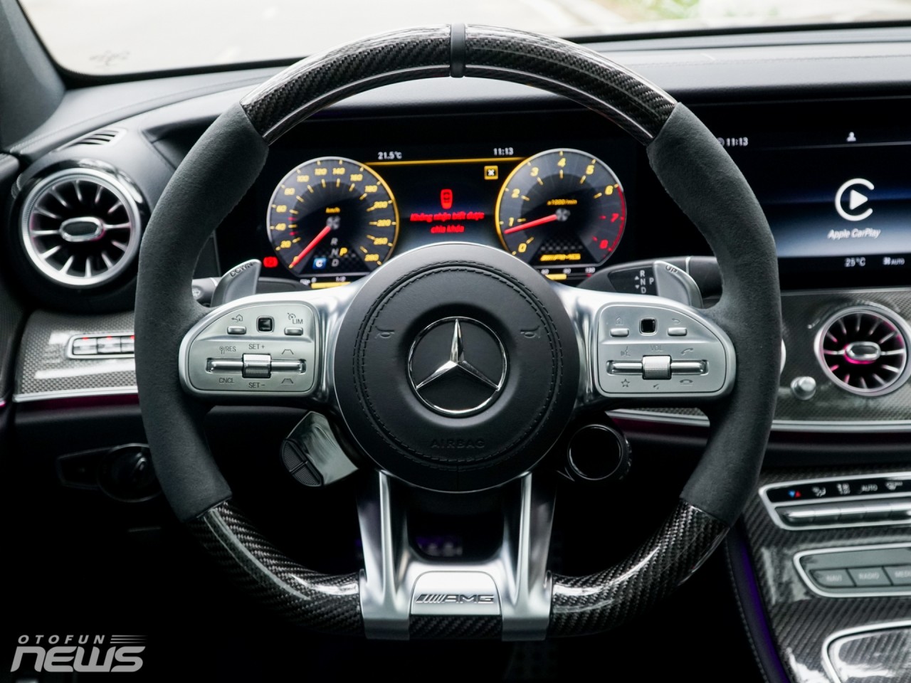 Bỏ 800 triệu độ Mercedes E300 AMG, 8x Hà Thành bán lại ngang giá xe mới bo 800 trieu do mercedes e300 amg 8x ha thanh ban lai ngang gia xe moi