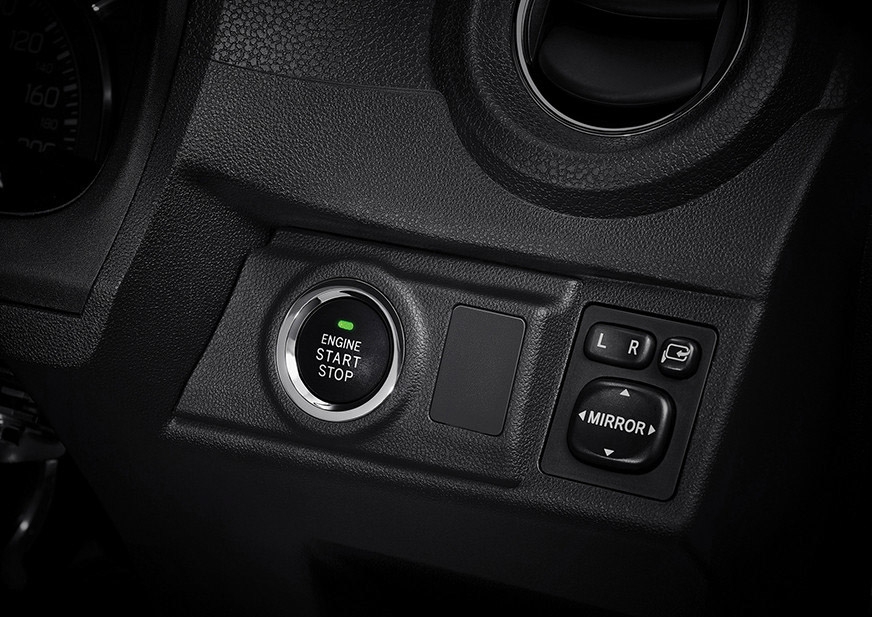 Toyota Wigo phiên bản nâng cấp có giá 206-243 triệu tại Indonesia