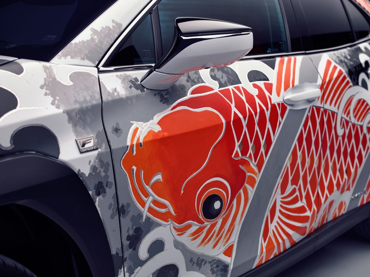 Lexus UX phiên bản đặc biệt dành cho người mê cá Koi lexus ux phien ban dac biet danh cho nguoi me ca koi