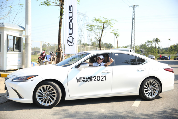 Lexus Signature 2021: Công nghệ đẳng cấp dẫn lối những đam mê trải nghiệm
