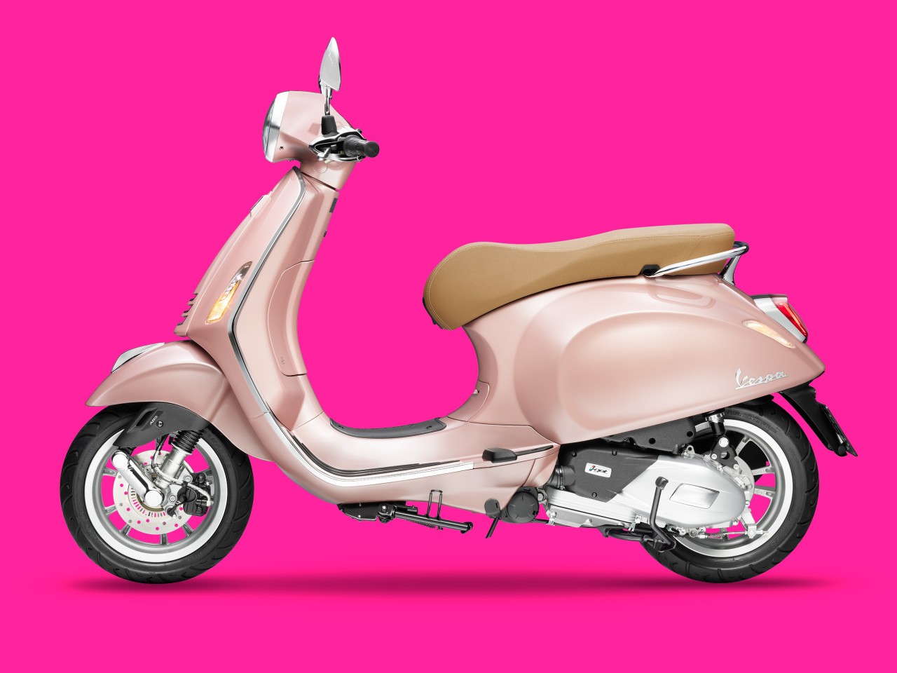 Vespa Primavera phiên bản đặc biệt nhân ngày 8/3 Vespa Primavera phiên bản đặc biệt nhân ngày 8/3