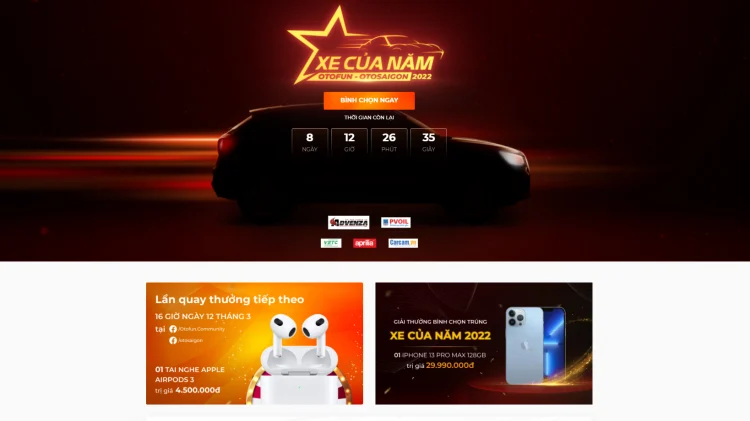 XE CỦA NĂM 2022: Chiếc iPhone 13 đầu tiên có chủ