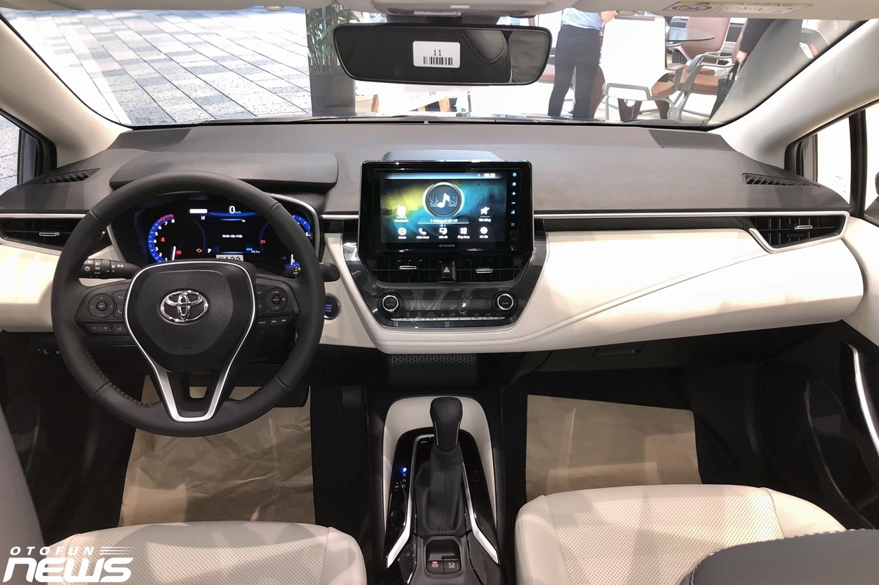 Hình thực tế Toyota Altis 1.8V giá 765 triệu đồng Hình thực tế Toyota Altis 1.8V giá 765 triệu đồng