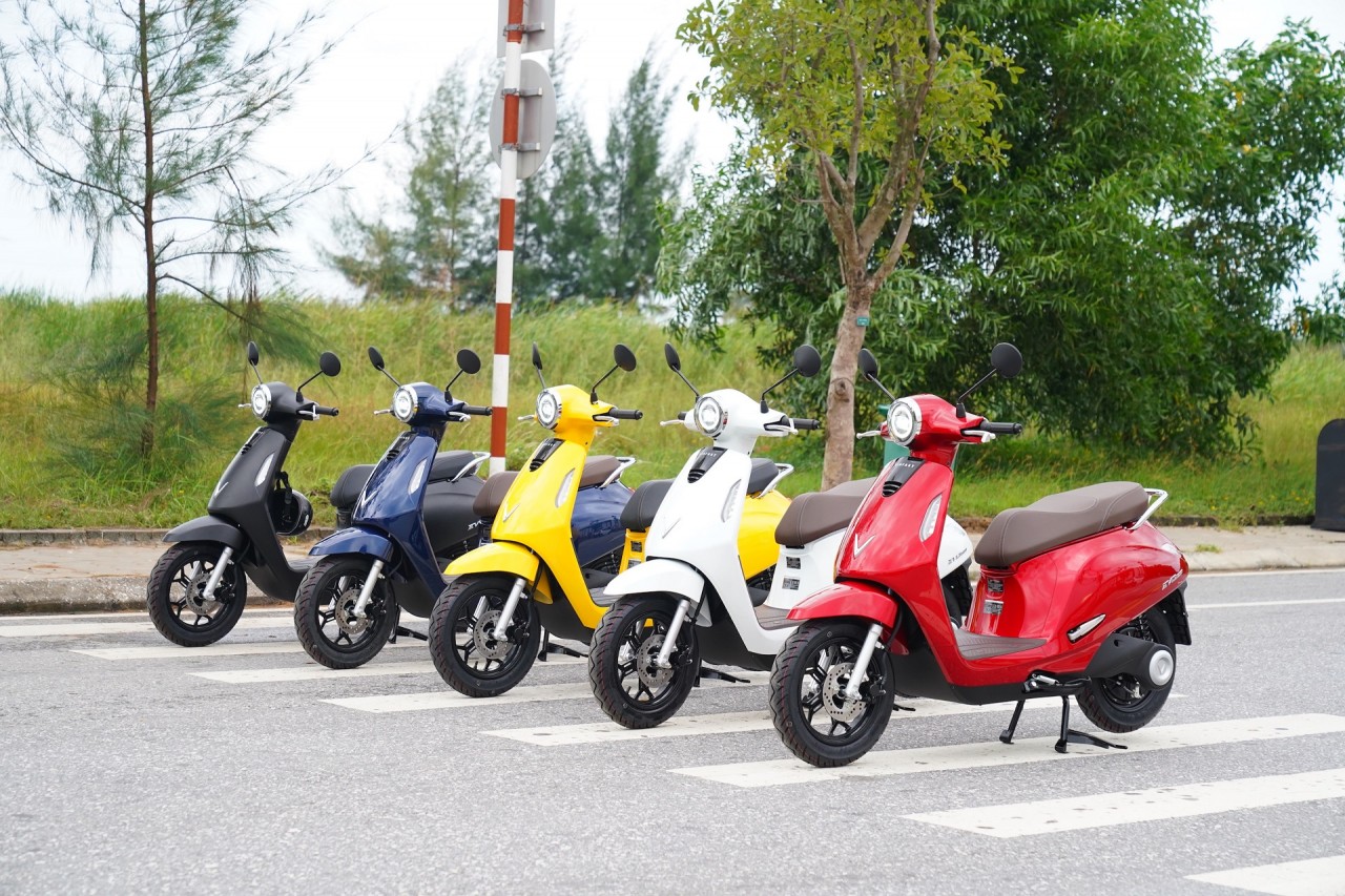 Ông Phạm Nhật Vượng thành lập công ty cho thuê xe và taxi điện VinFast Ông Phạm Nhật Vượng thành lập công ty cho thuê xe và taxi điện VinFast