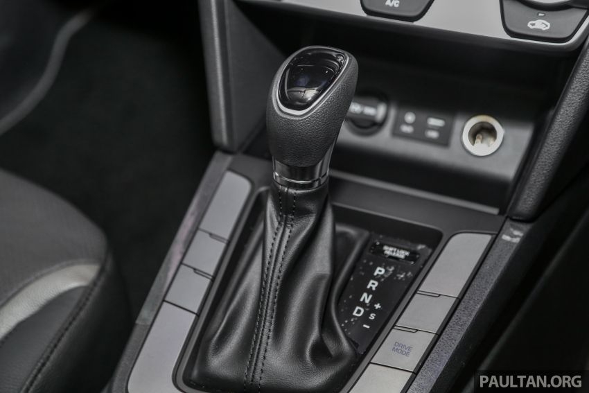 Hyundai Elantra nâng cấp giá từ 617 triệu đồng ở Malaysia hyundai elantra nang cap gia tu 617 trieu dong o malaysia