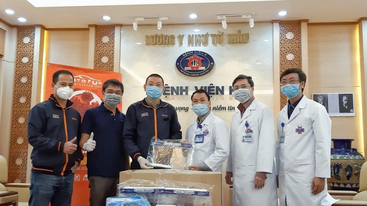 Diễn đàn Otofun tiếp tục tặng trang thiết bị bảo hộ cho các bệnh viện trong dịch Covid-19