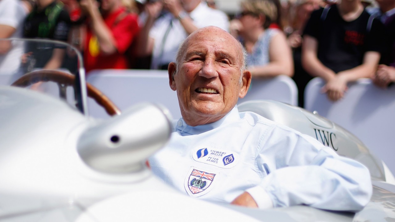 Tay đua huyền thoại Stirling Moss qua đời ở tuổi 90 tay dua huye n thoa i stirling moss qua do i o tuo i 90