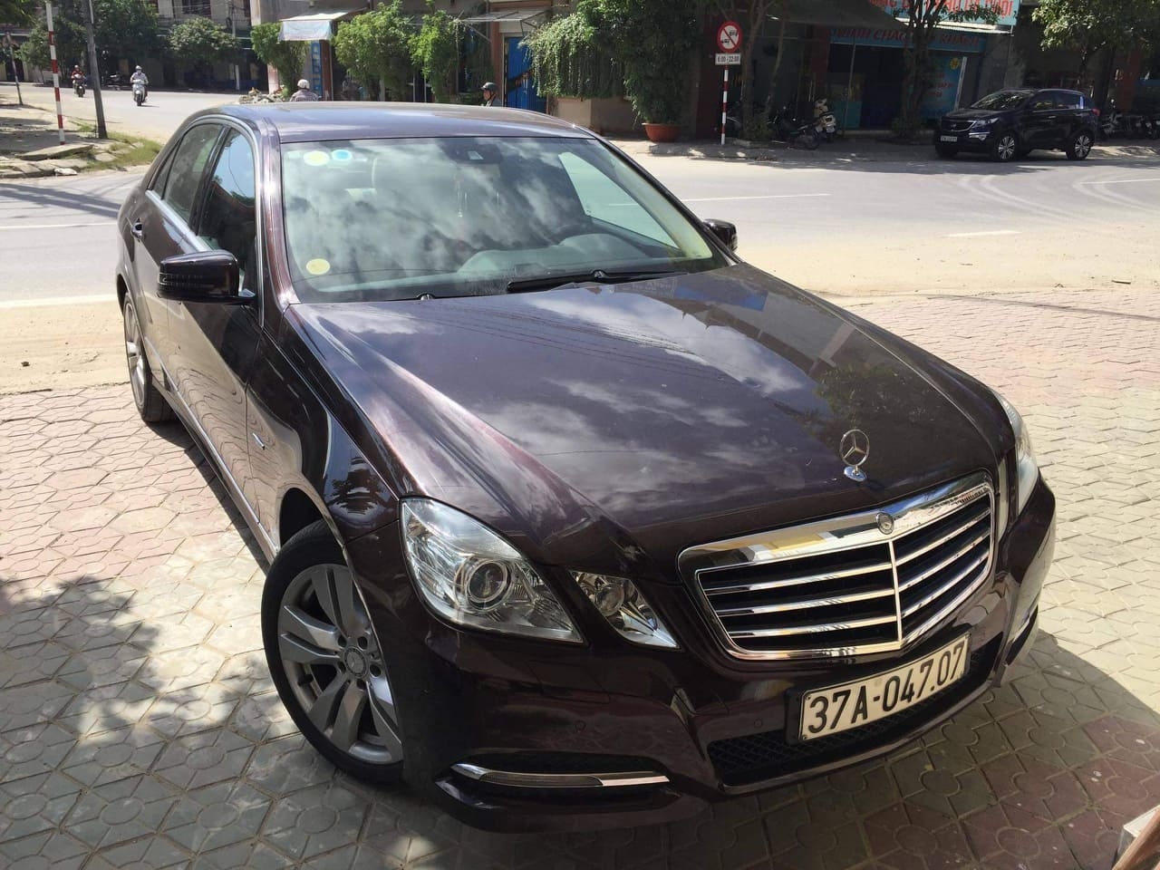 ga n 10 nam tuo i mercedes e250 cu mo t chu tu da u ba n la i gia chi 680 trie u do ng