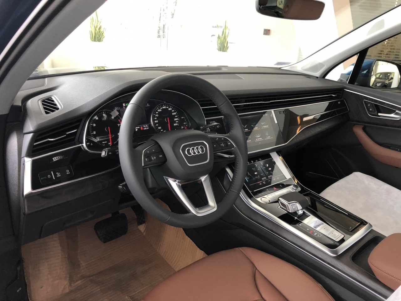 Audi Q7 phiên bản mới xuất hiện tại Việt Nam audi q7 phien ban moi xuat hien tai viet nam