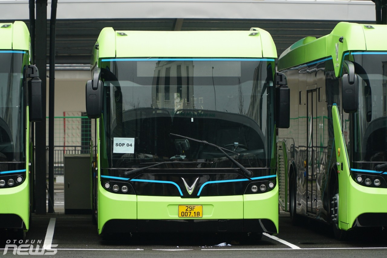 Lộ hình ảnh xe buýt điện VinBus Lộ hình ảnh xe buýt điện VinBus