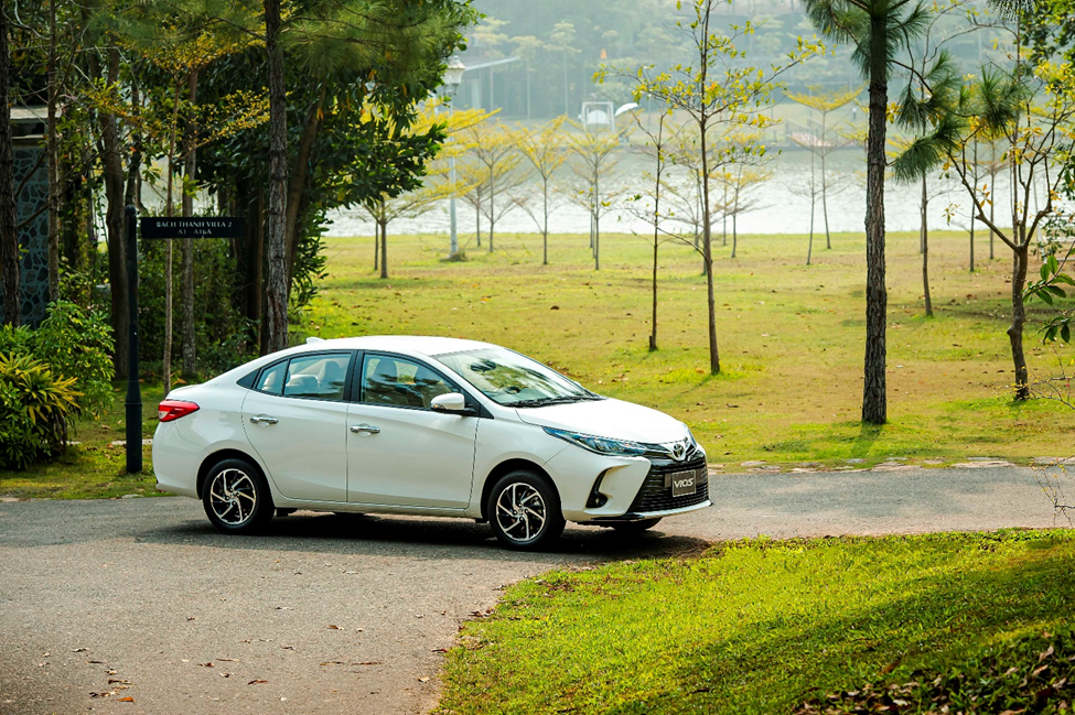 Doanh số tháng 4 của Toyota Việt Nam tăng 96%