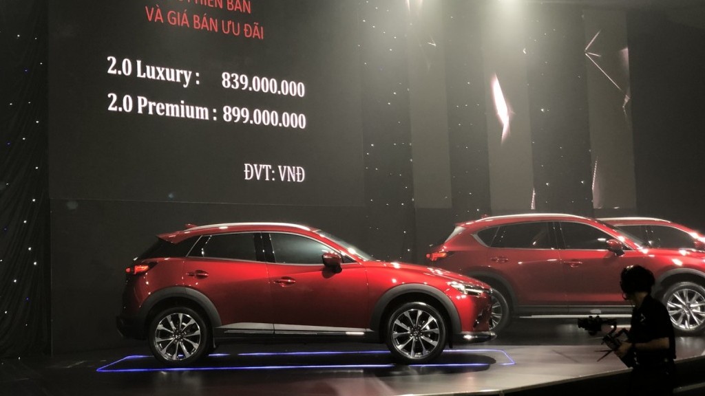 Mazda công bố giá bán: CX-3 giá 629 - 709 triệu đồng và CX-30 giá 839 - 899 triệu đồng