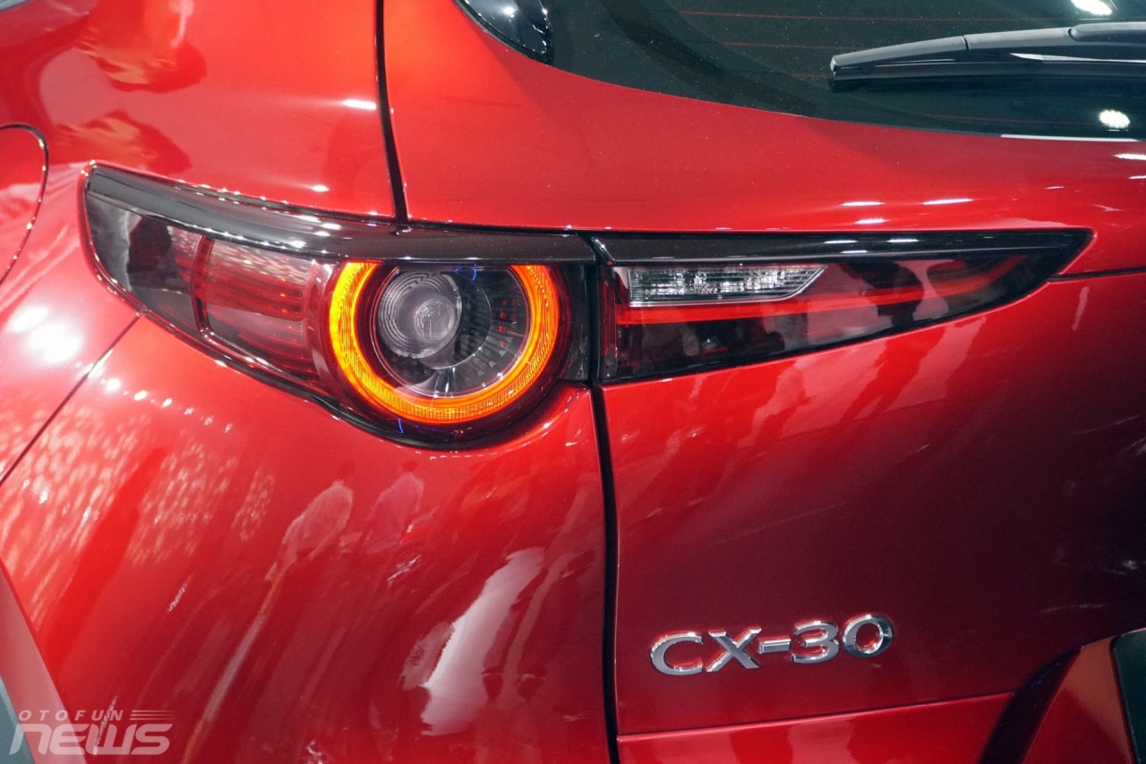 Cận cảnh Mazda CX-30 hoàn toàn mới Cận cảnh Mazda CX 30 hoàn toàn mới