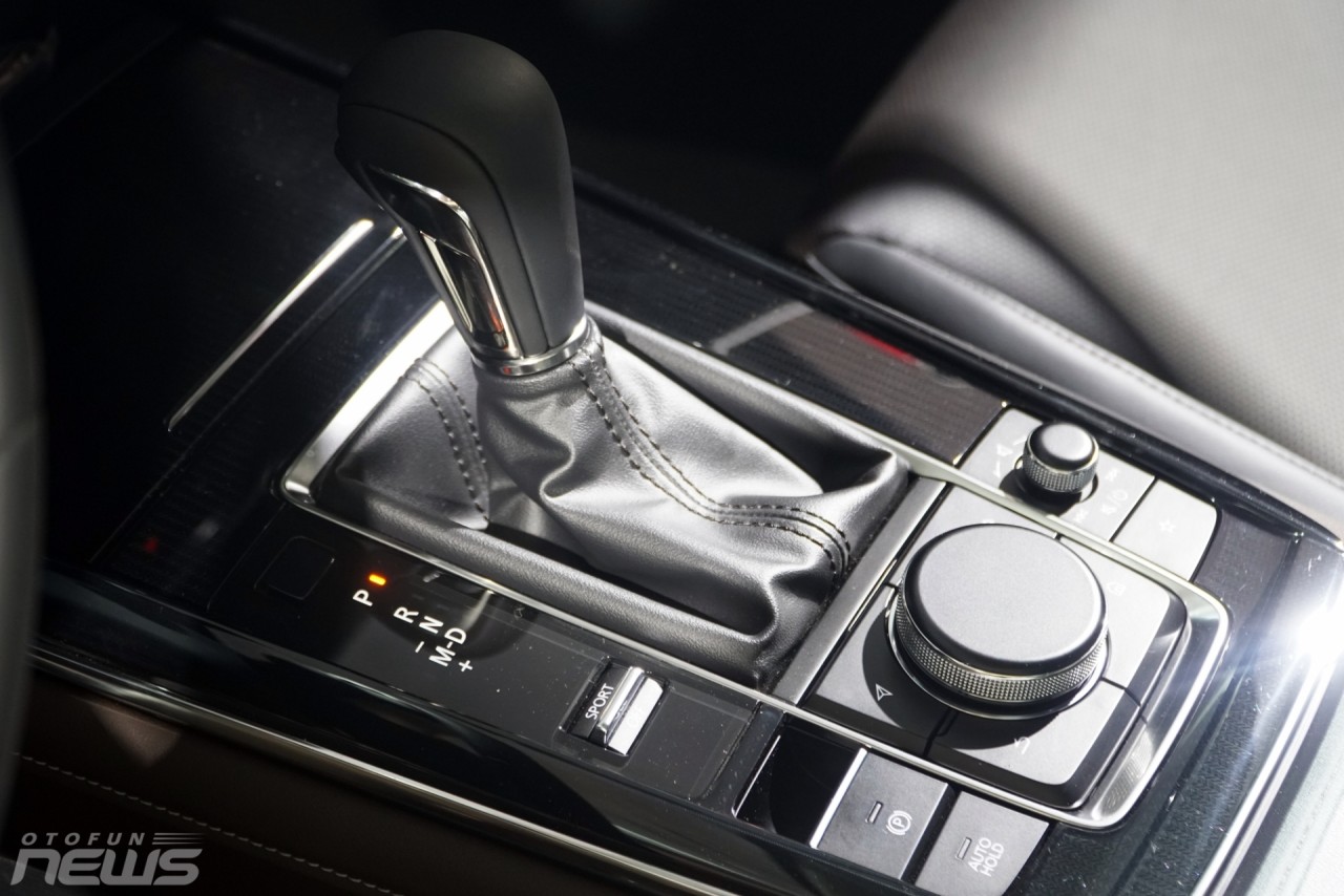 Cận cảnh Mazda CX-30 hoàn toàn mới Cận cảnh Mazda CX-30 hoàn toàn mới
