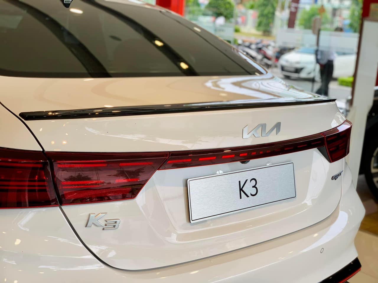Hình thực tế Kia K3 GT Turbo tại đại lý