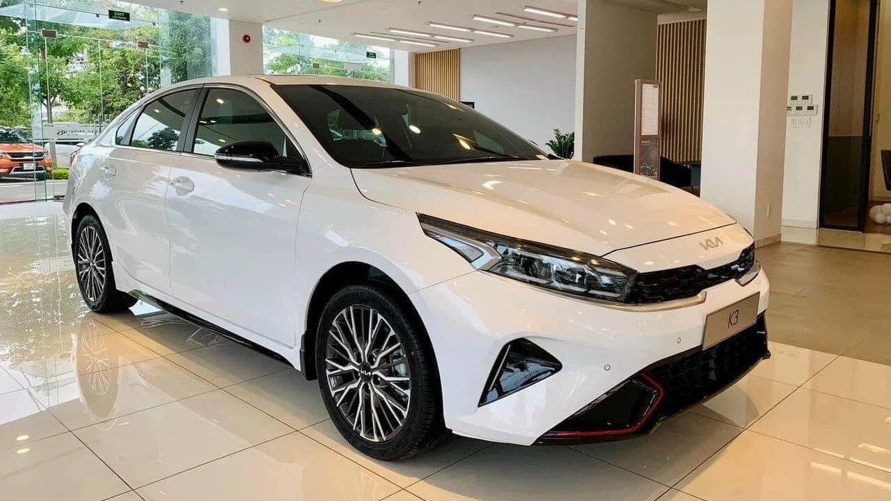 Dừng bán Kia K3 số sàn và động cơ 2.0L
