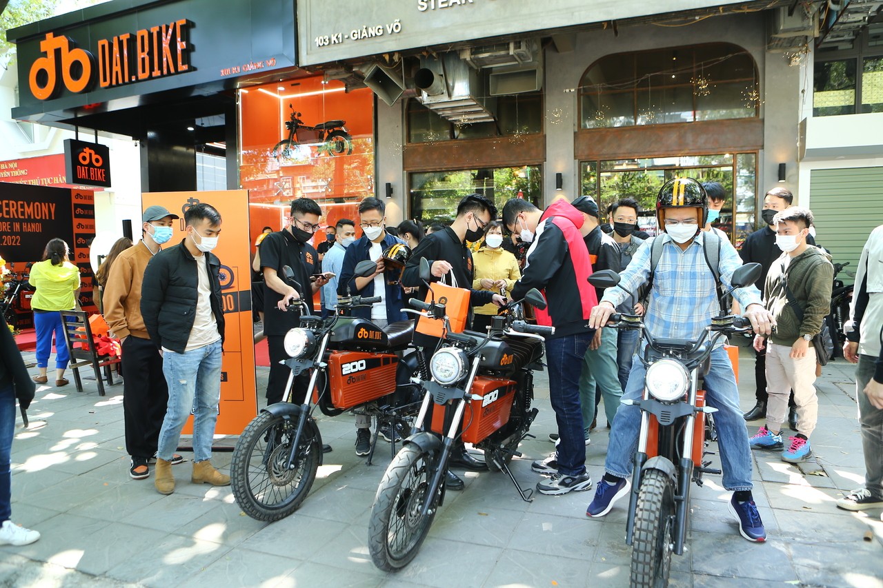 Dat Bike khai trương cửa hàng đầu tiên tại Hà Nội Dat Bike khai trương showroom tại Hà Nội