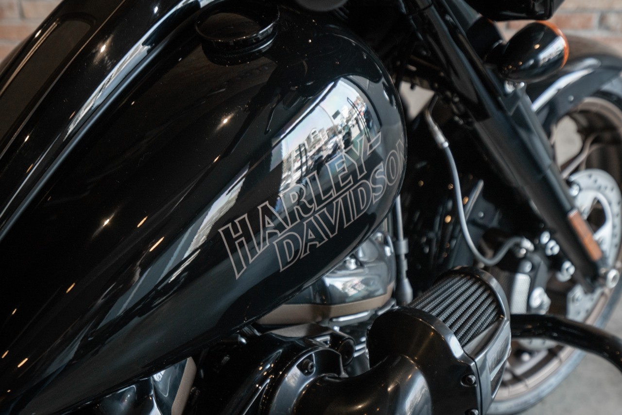 Harley-Davidson giới thiệu cặp đôi xe touring đồng giá 1,219 tỷ đồng Harley Davidson giới thiệu cặp đôi xe touring đồng giá 1,219 tỷ đồng
