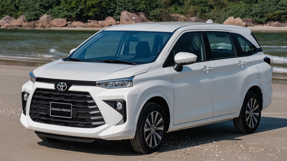 Tạm ngừng bán Toyota Avanza Premio bản MT do bất thường trong thủ tục chứng nhận xe