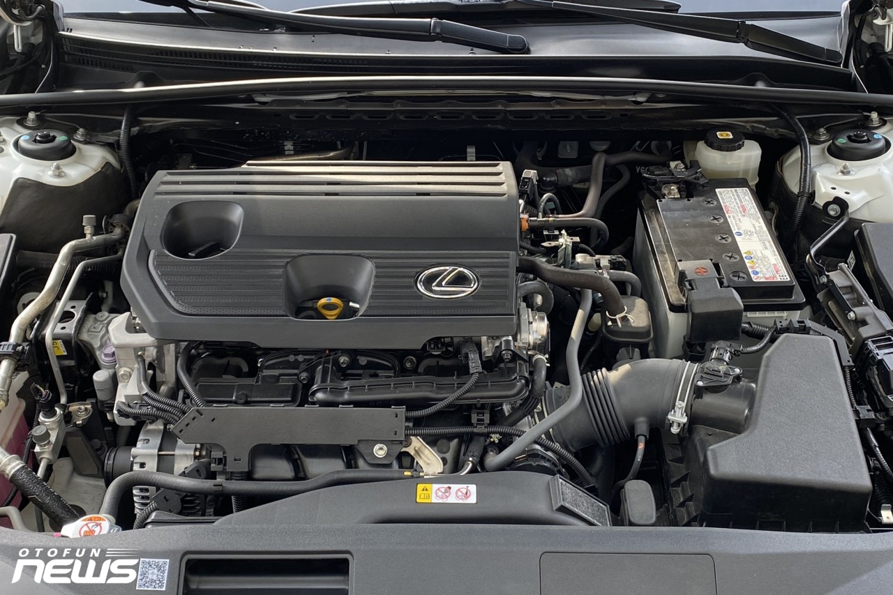 Đánh giá nhanh Lexus ES250 F-Sport Đánh giá nhanh Lexus ES250 F-Sport
