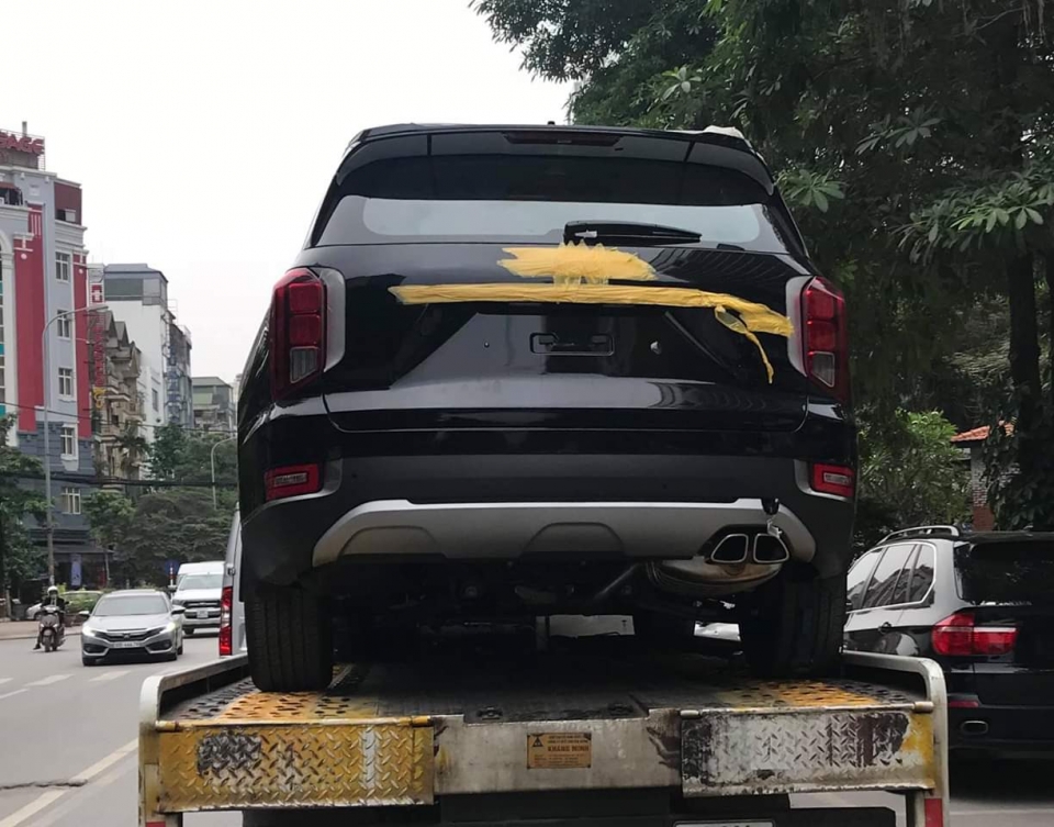 Palisade - SUV đầu bảng của Hyundai bất ngờ xuất hiện trên đường phố Việt palisade suv dau bang cua hyundai bat ngo xuat hien tren duong pho viet