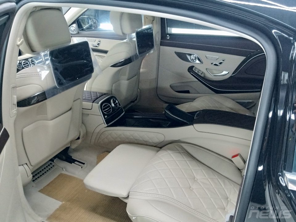 mercedes maybach s650 2019 gia 15 ty dau tien o viet nam