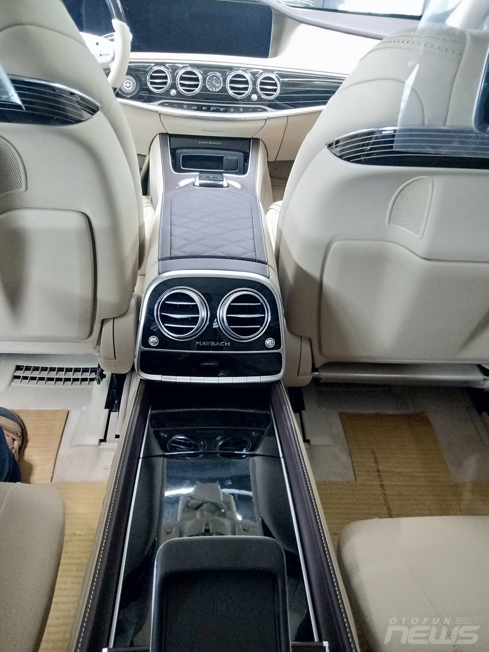 mercedes maybach s650 2019 gia 15 ty dau tien o viet nam