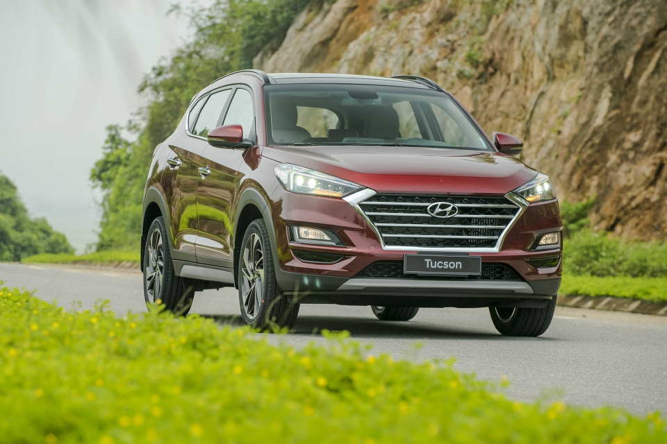 Hyundai Thành Công ra mắt Elantra và Tucson phiên bản 2019 hyundai gioi thieu elantra va tucson phien ban nang cap
