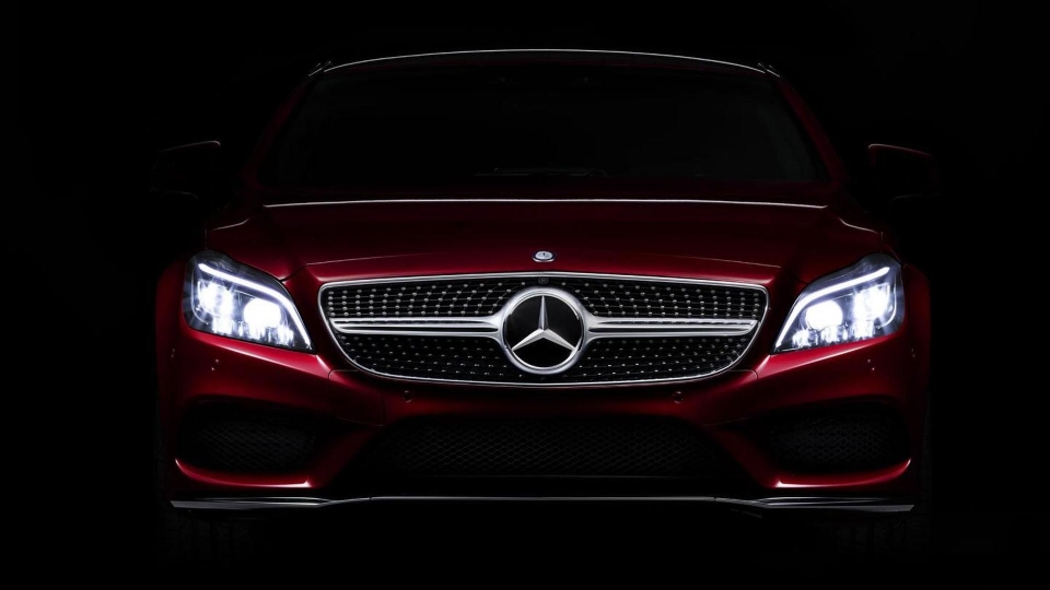 Trải nghiệm đèn thông minh Multibeam LED - Công nghệ độc quyền trên xe Mercedes-Benz trai nghiem den thong minh multibeam led cong nghe doc quyen tren xe mercedes benz