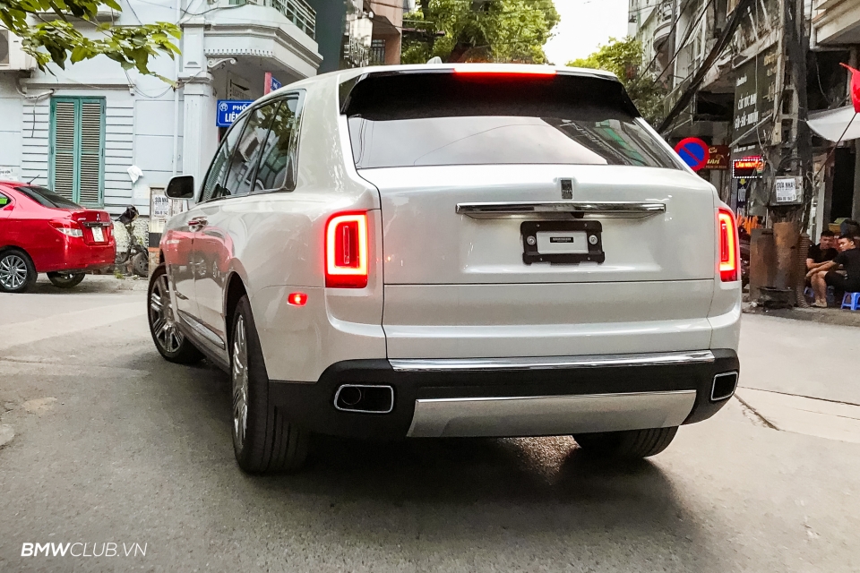ben trong rolls royce cullinan dau tien viet nam co gi