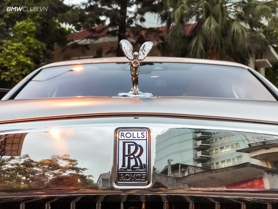 ben trong rolls royce cullinan dau tien viet nam co gi