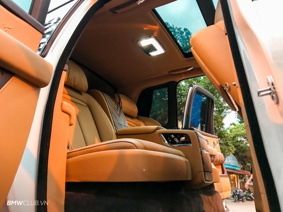 ben trong rolls royce cullinan dau tien viet nam co gi