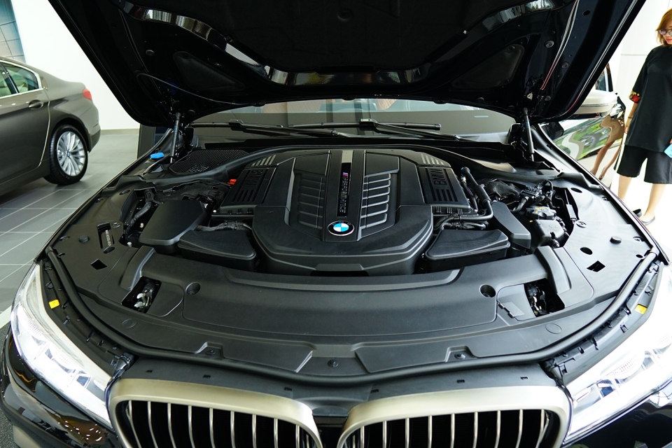 bmw 760li phien ban m gia 13 ty duy nhat viet nam