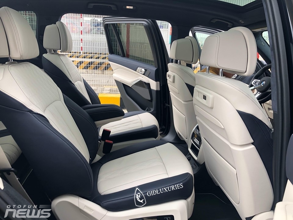 chiem nguong bmw x7 dau tien ve viet nam gia 7 ty dong