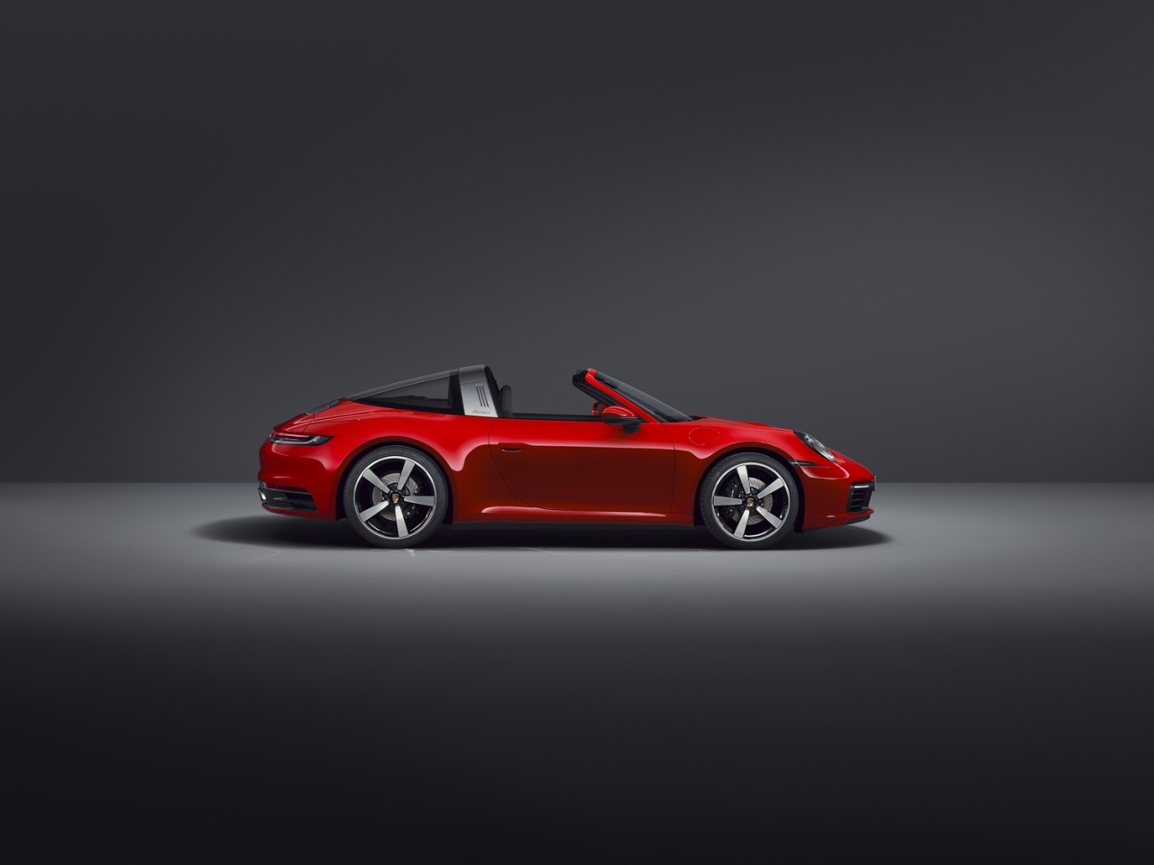 porsche 911 targa ra mat cong suat 380 445 ma luc