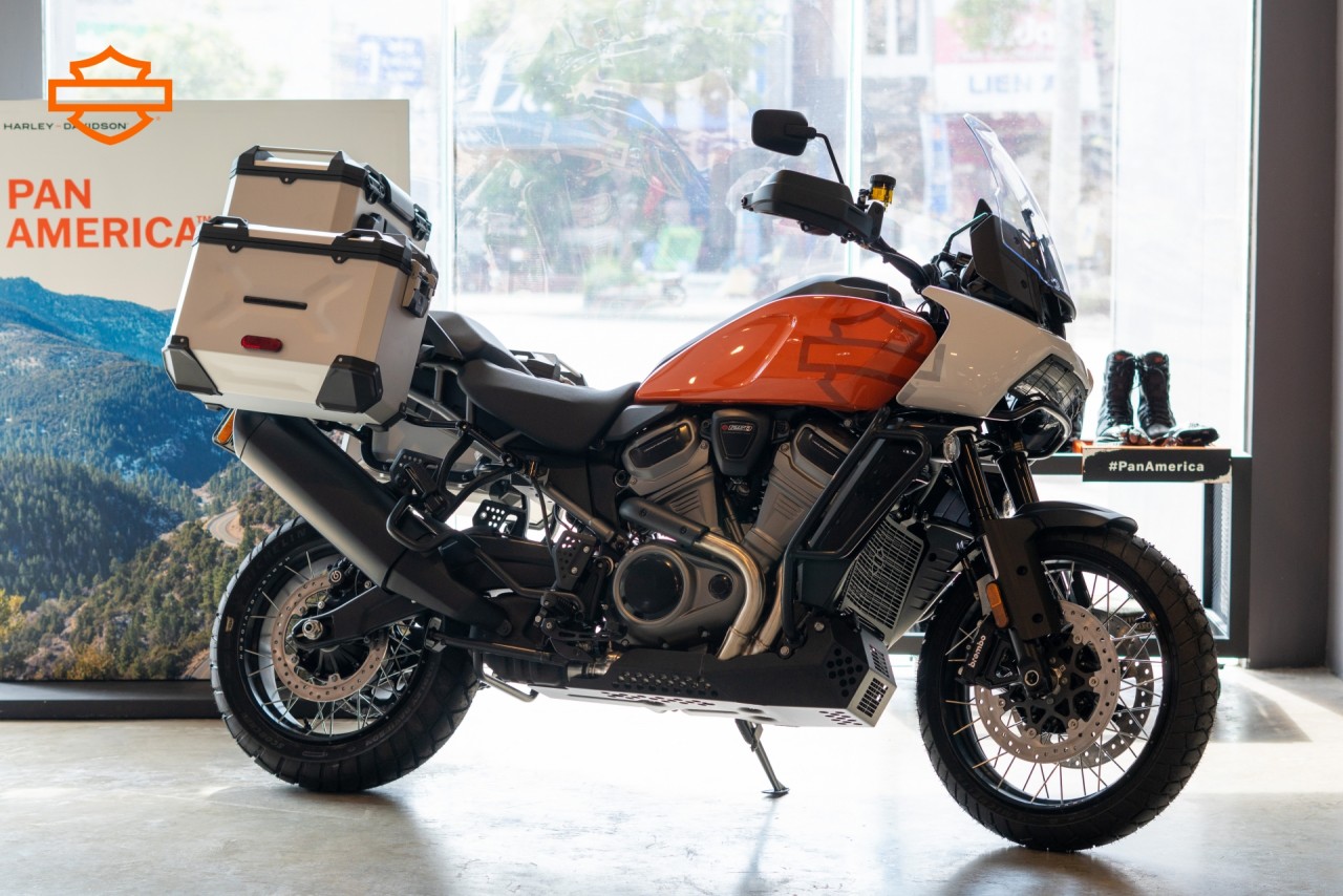 Mô tô Harley-Davidson Pan America ra mắt giá xấp xỉ 900 triệu đồng Mô tô Harley Davidson Pan America ra mắt giá xấp xỉ 900 triệu đồng
