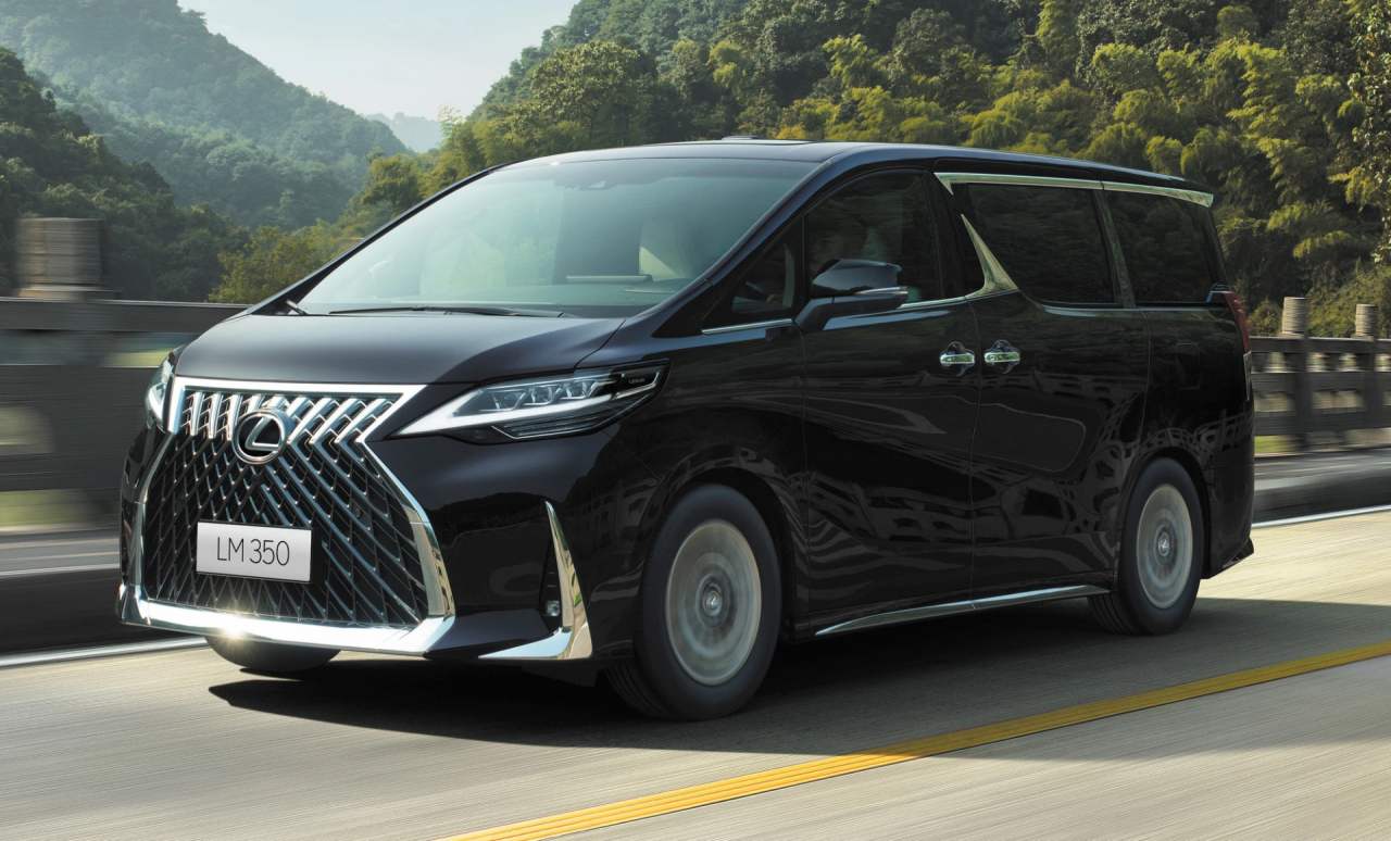 MPV hạng sang Lexus LM350 giá 6,8 - 8,2 tỷ đồng tại Việt Nam MPV hạng sang Lexus LM350 giá 6,8 - 8,2 tỷ đồng tại Việt Nam