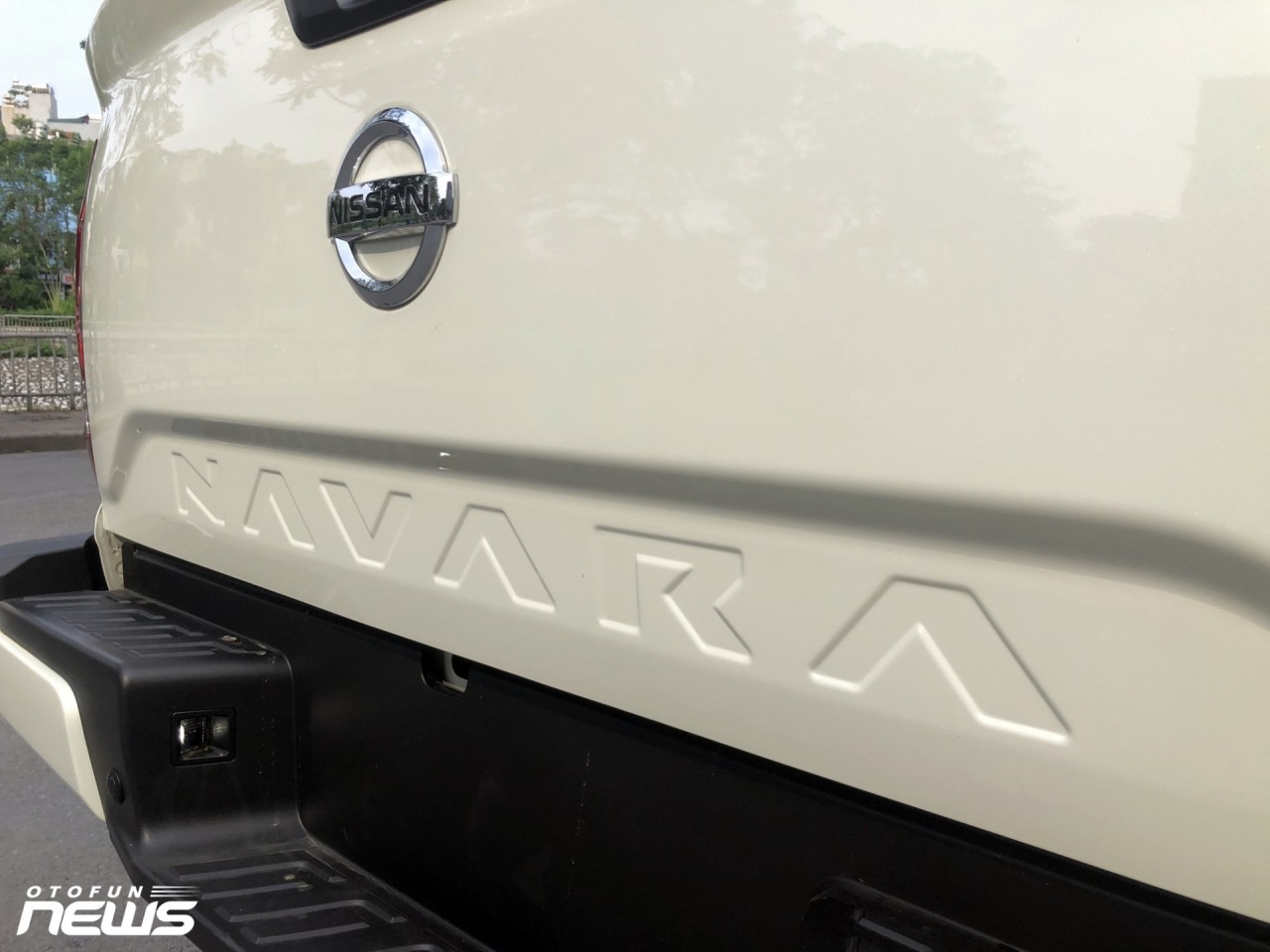 Hình thực tế Nissan Navara mới ra mắt ngoài đời thực Hình thực tế Nissan Navara mới ra mắt ngoài đời thực