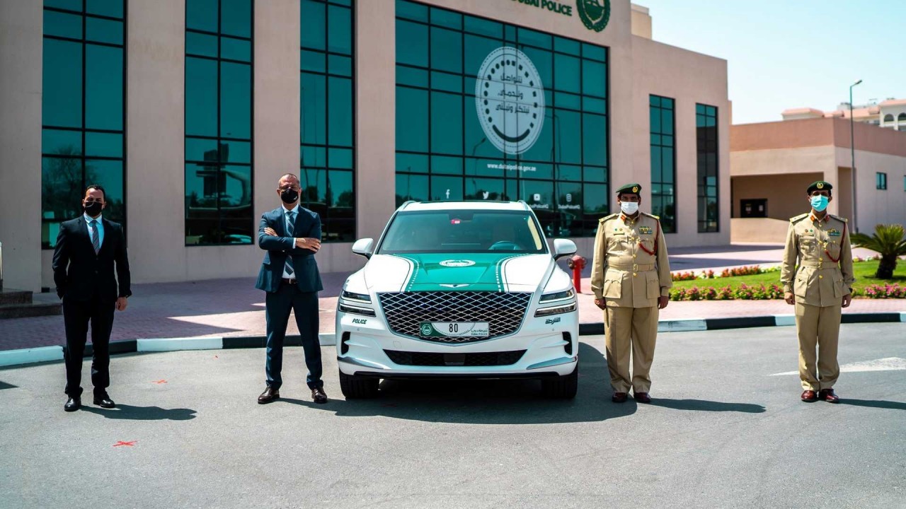 Cảnh sát Dubai tậu Genesis GV80 Cảnh sát Dubai tậu Genesis GV80
