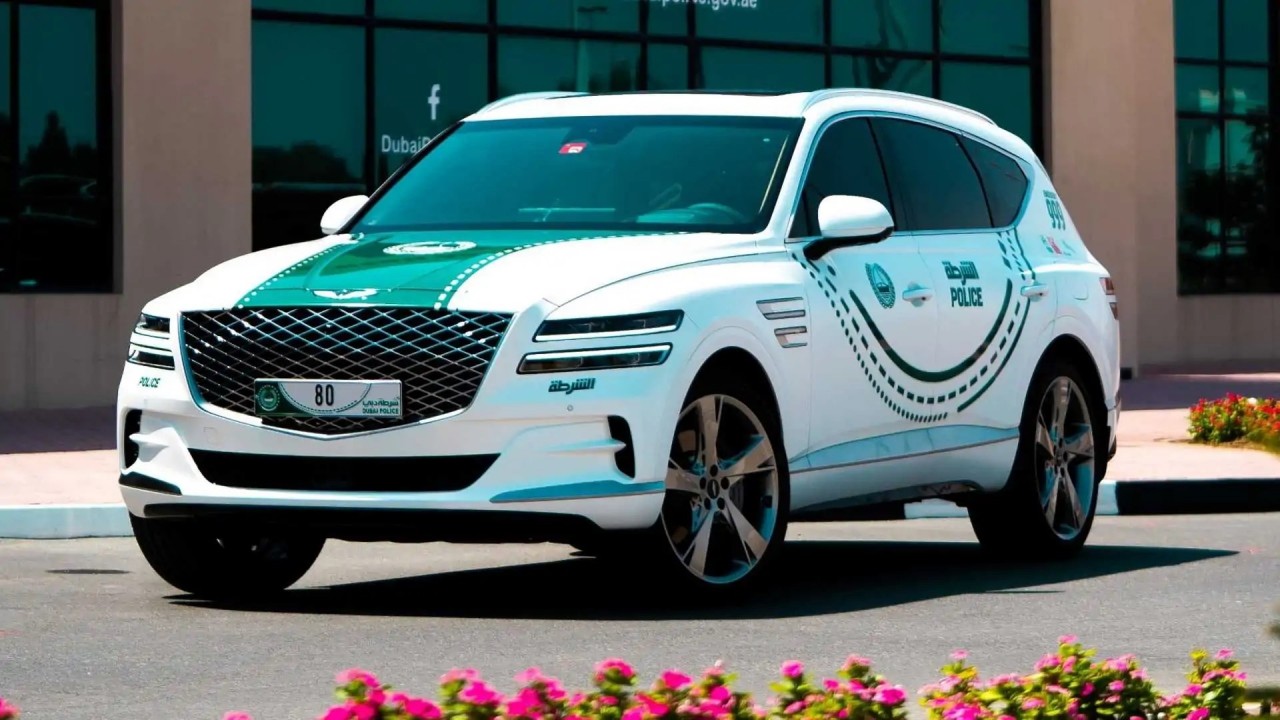 Cảnh sát Dubai tậu Genesis GV80 Cảnh sát Dubai tậu Genesis GV80