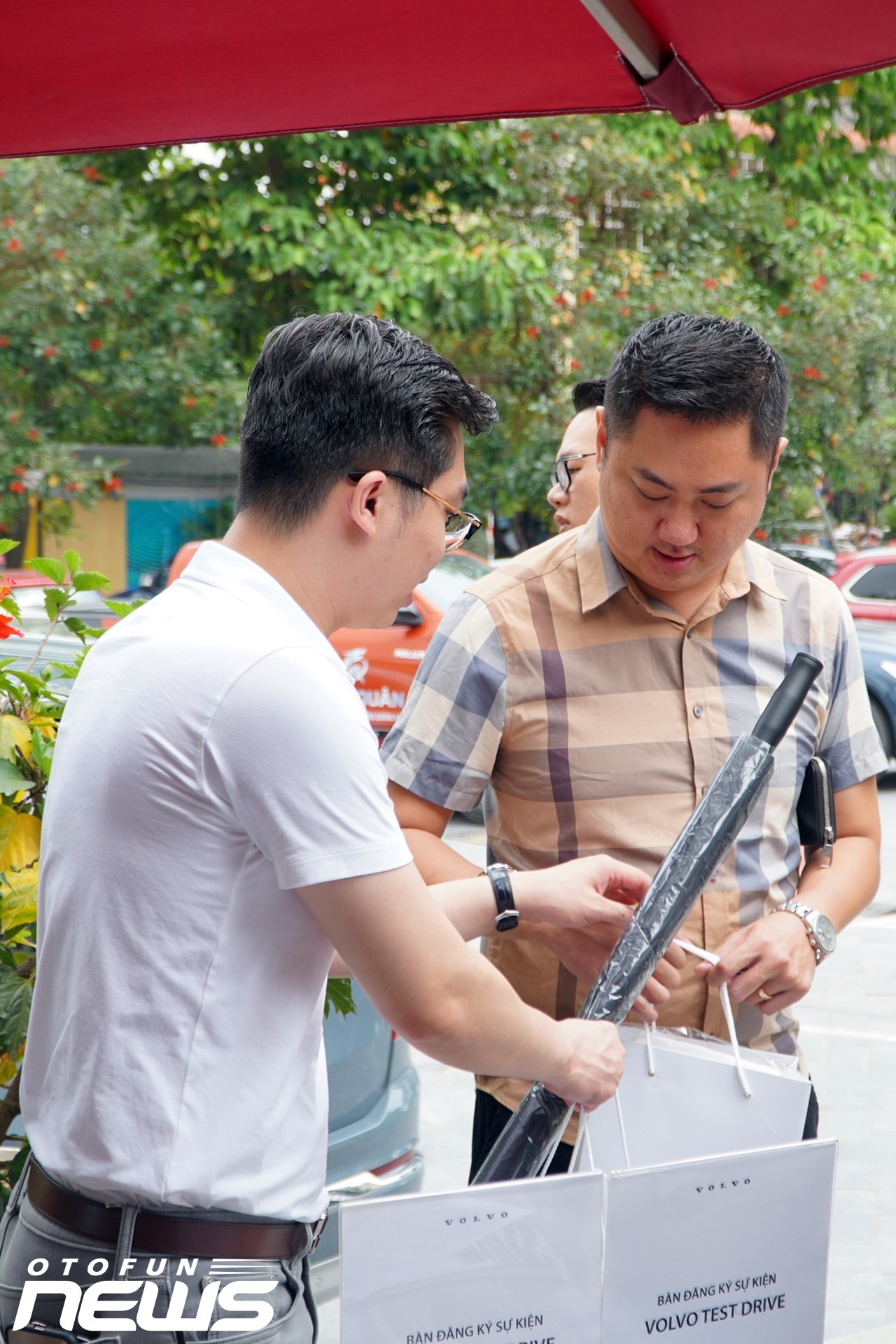 Khách hàng TP Vinh đánh giá cao các mẫu xe Volvo Khách hàng TP Vinh đánh giá cao các mẫu xe Volvo